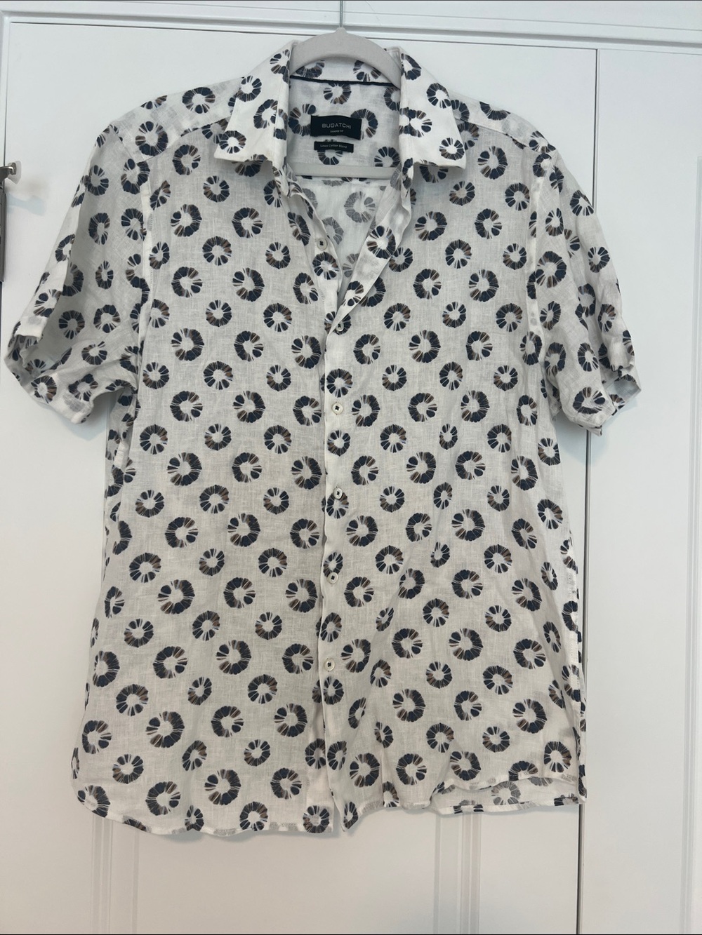 Bugatchi White Short-Sleeve Button-Down with Navy Circular Print